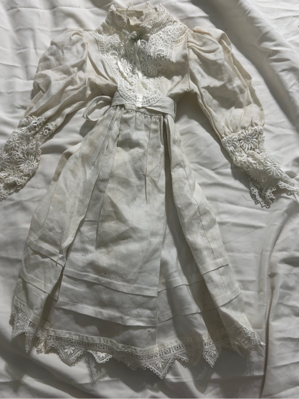 Vintage Gunne Sax White Lace Trim Girls' Formal Dress